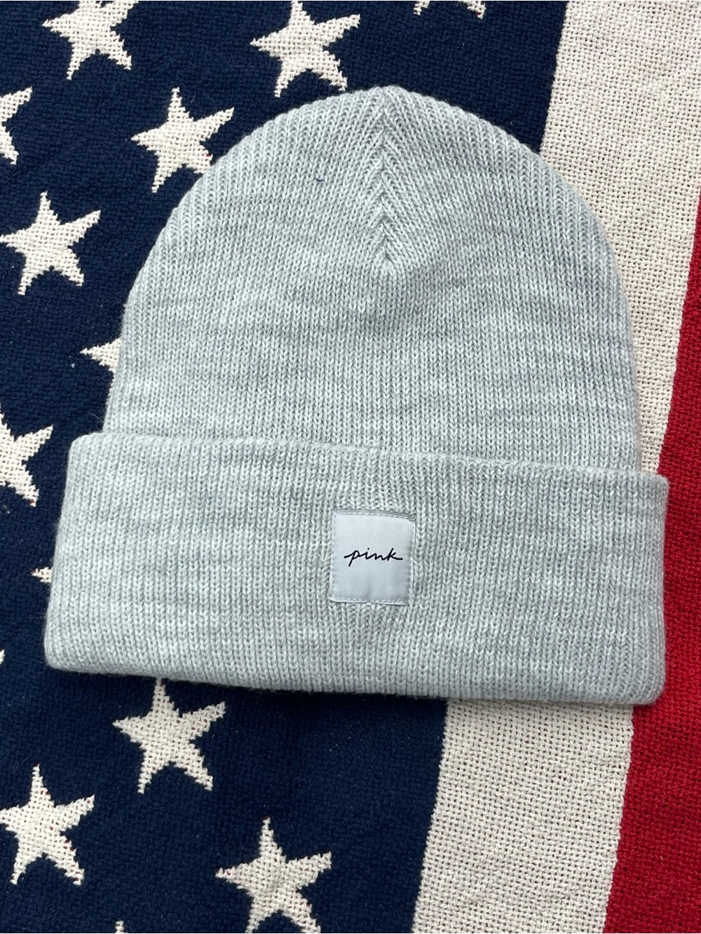PINK Victoria's Secret Light Gray Knit Cuffed Beanie - Women's Winter Hat